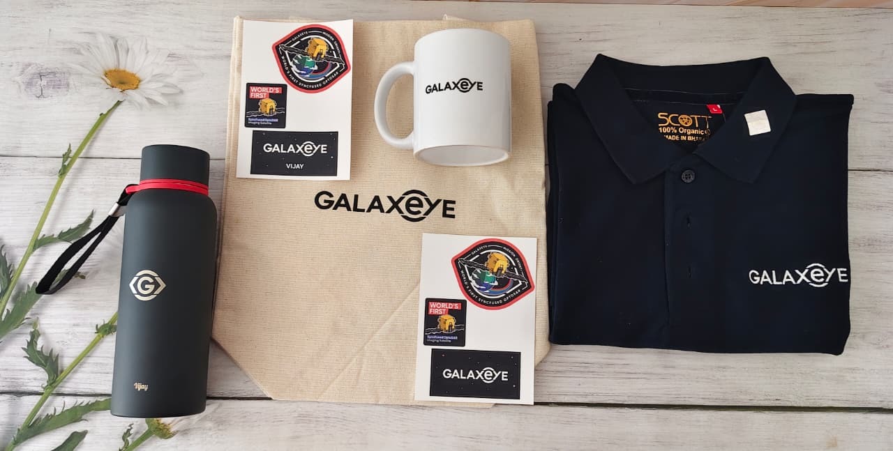 GalaxEye gift kit